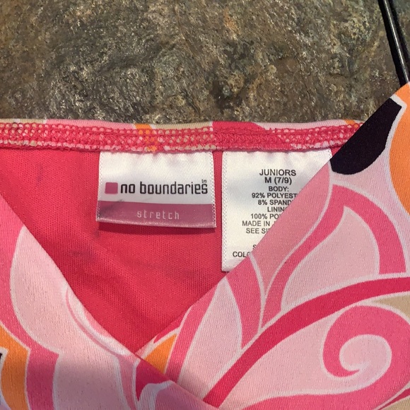 5/$25 Pink summer top - Picture 2 of 7